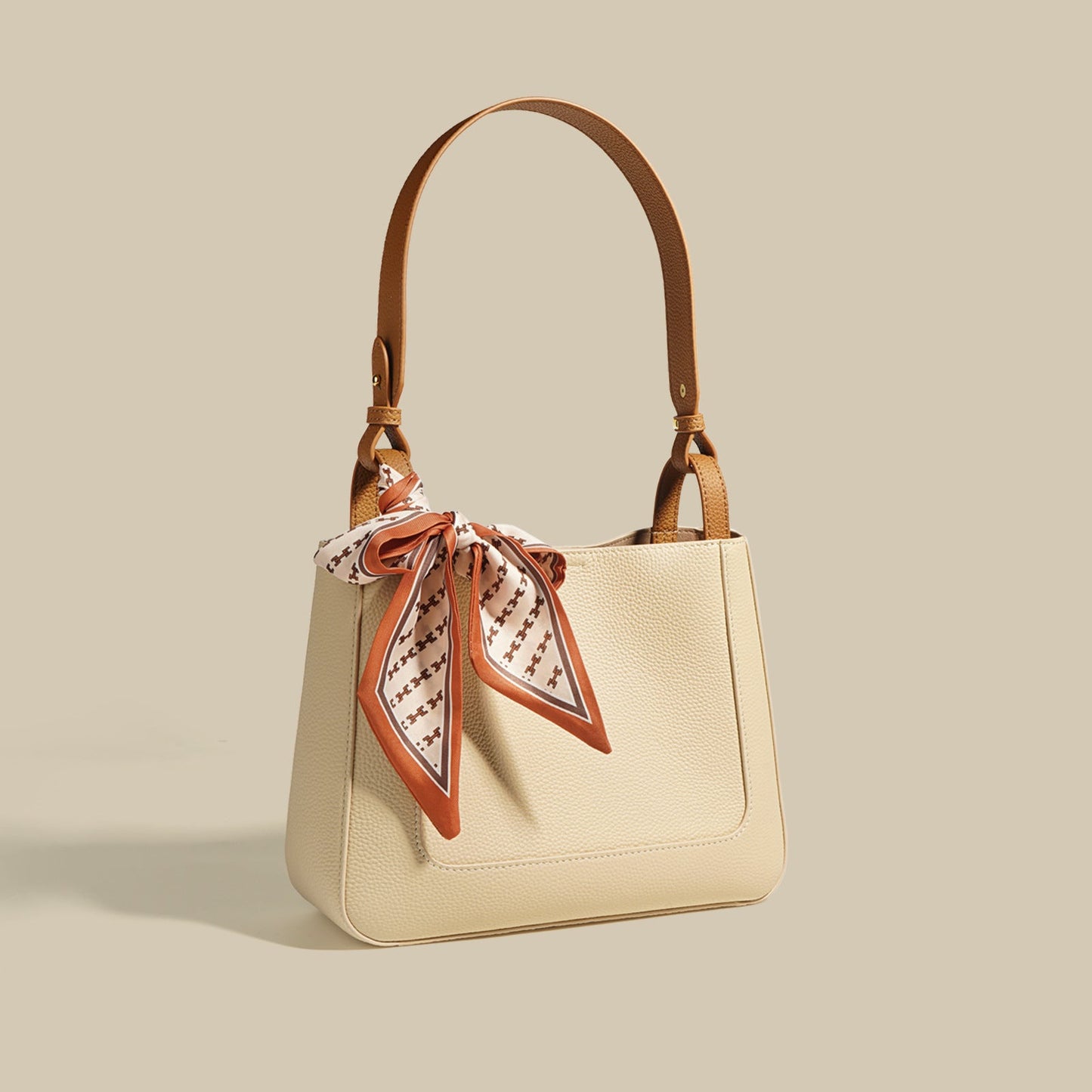 Sac à Main Élégance Classique avec Foulard