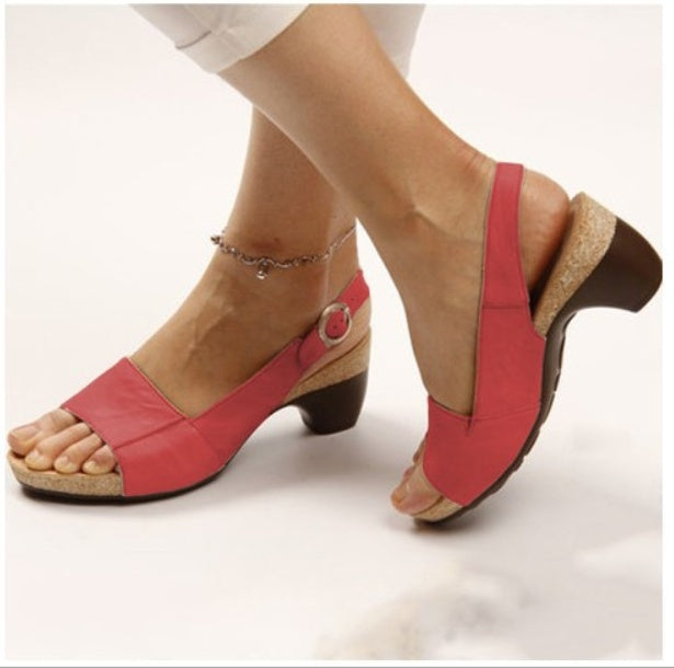 Medium thick sandals