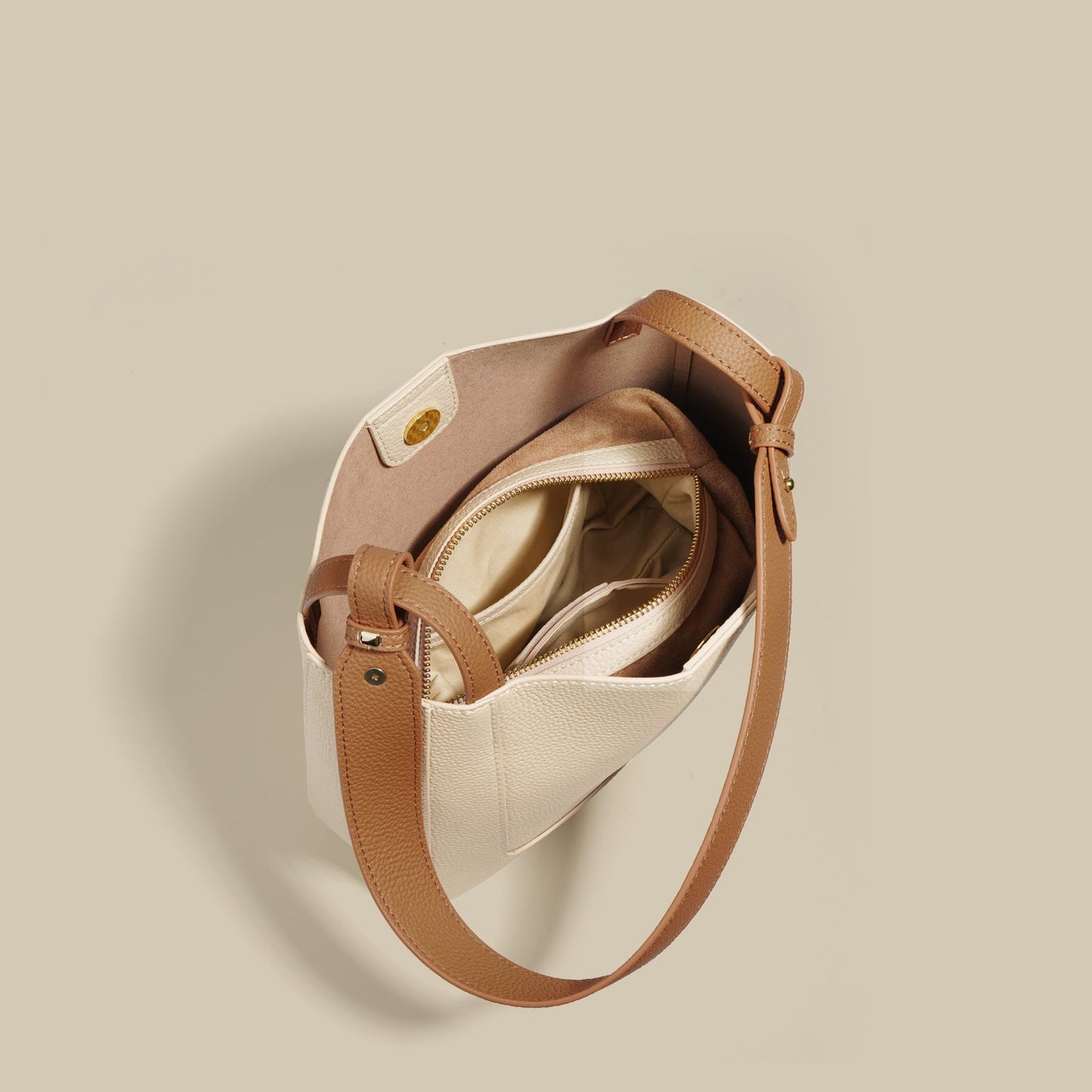 Sac à Main Élégance Classique avec Foulard