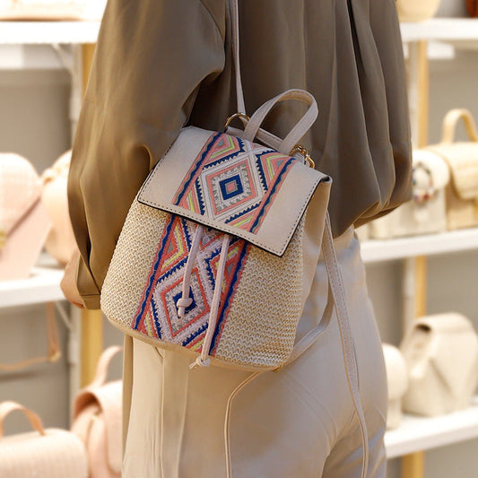 Sac à Dos Bohème en Paille Tressée